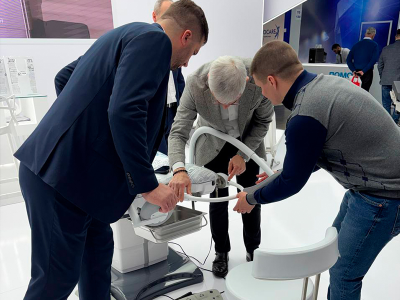 Второй день выставки "Здравоохранение-2025" в Москве