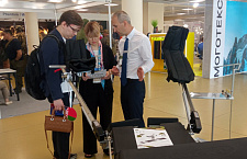 Медин на выставке "Военно-полевая хирургия и реабилитация"